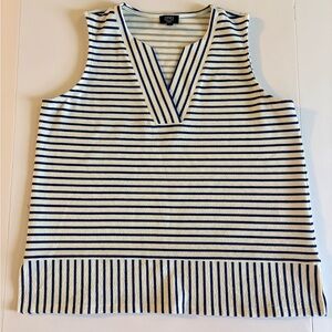 Jones New York White and Blue Striped V-Notch Sleeveless Top